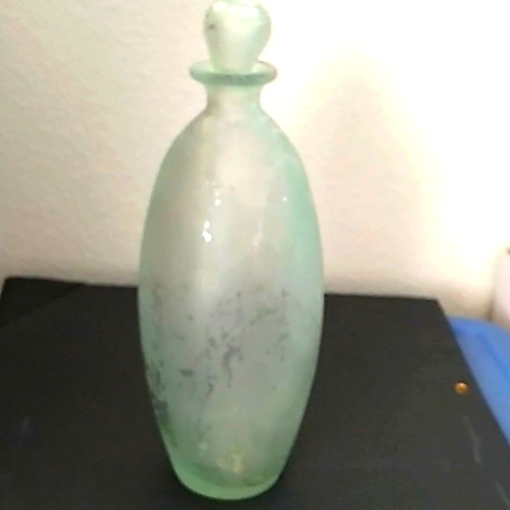 COPY - Frosted glass bottle vase